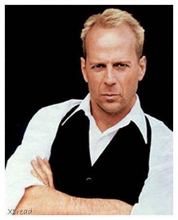 Bruce Willis 3 Loading...
