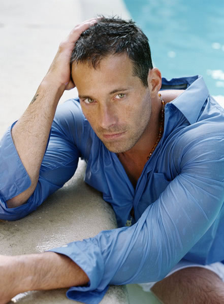 Johnny Messner Picture 2