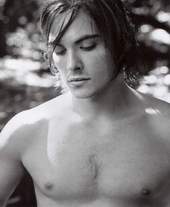 Kevin Zegers nude