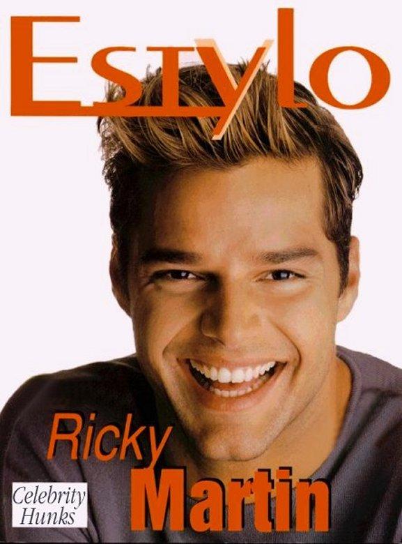 Ricky Martin 82 Loading...