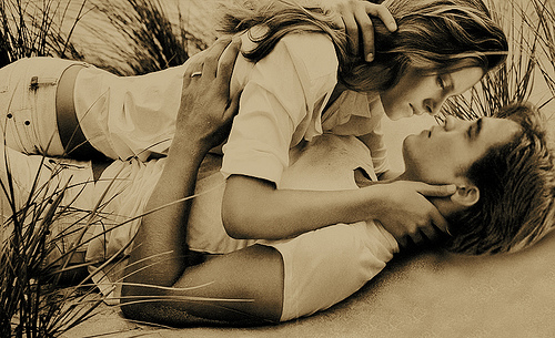 Robert Pattinson 12 Loading...