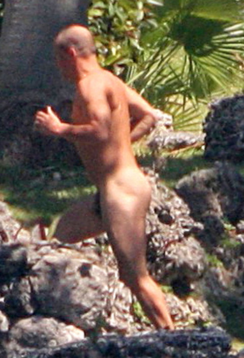 Woody Harrelson Naked Photos.